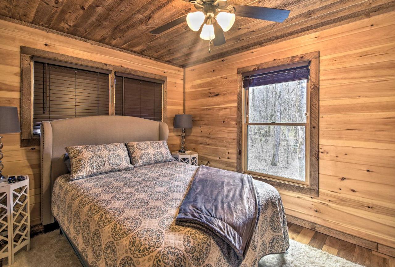 Modern Murphy Cabin With Nottely River Views! Bagian luar foto